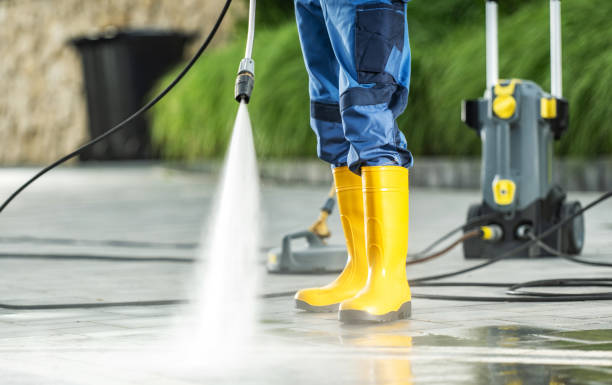 Fence Pressure Washing in Oakleaf Plantation, FL